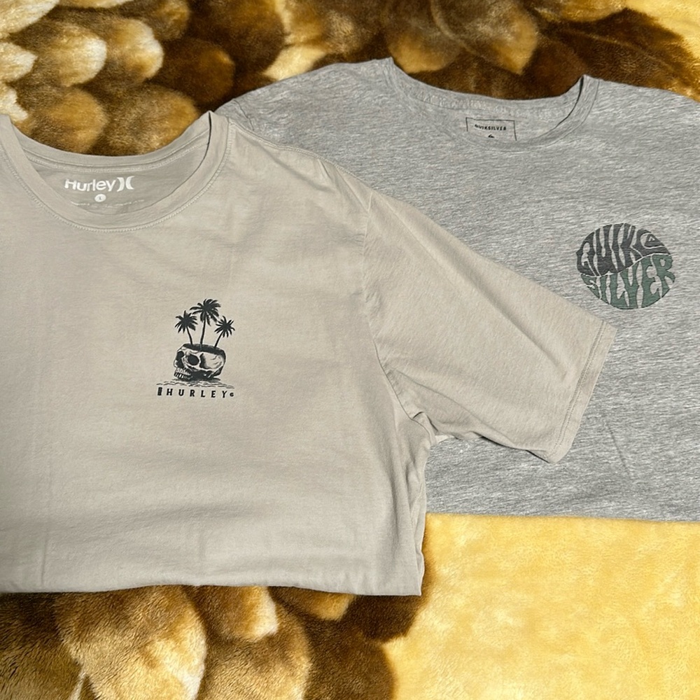 Men’s graphic tees (2 pack)